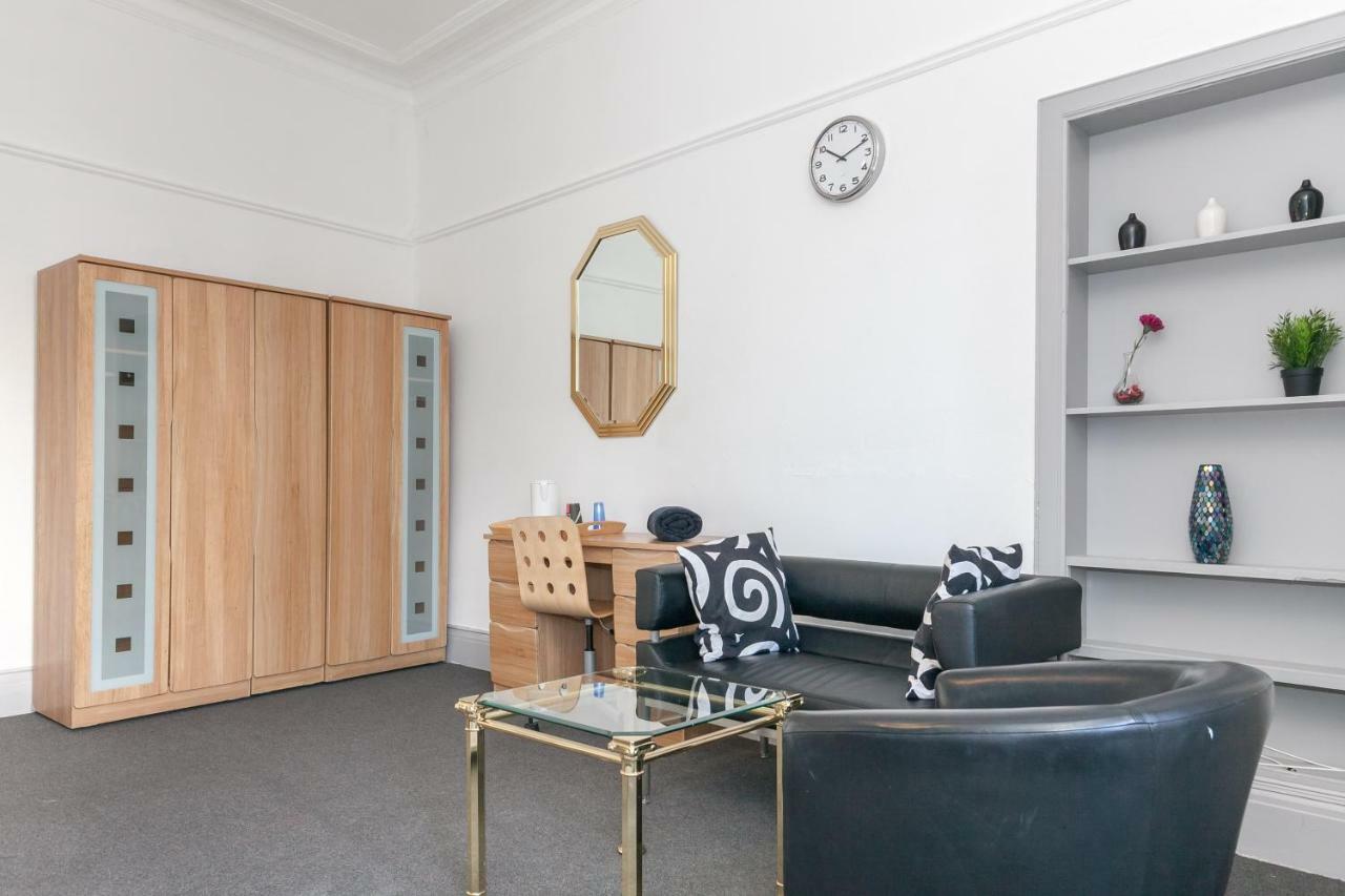 Oakshaw Guesthouse Пейслі Екстер'єр фото